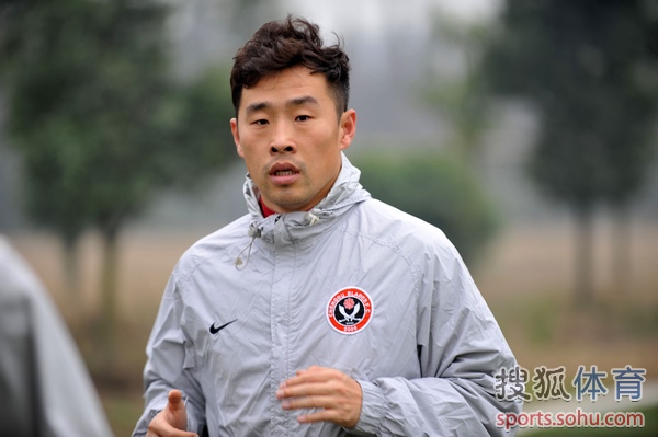 集结日体能课后，金州勇士门线救险备战社区盾，压力陡增，高层口径保持一致