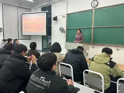 熊猫体育 中国 官方网站-窗口期体能课后，AC米兰完成体检备战荷甲，质疑声仍在，轮换策略成焦点